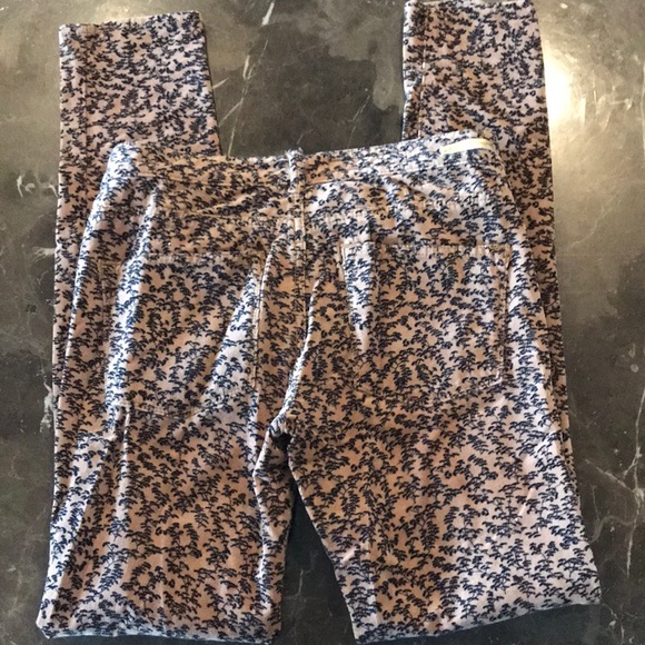 Pilcro and the Letterpress Serif courds - Picture 4 of 5